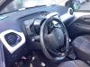 Peugeot 108 1.2 VTi 12V Skrotfordon (2015, GRIJS)