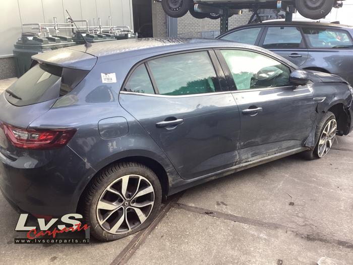 Renault Megane IV 1.2 Energy TCE 100 Salvage vehicle (2016, Gray)