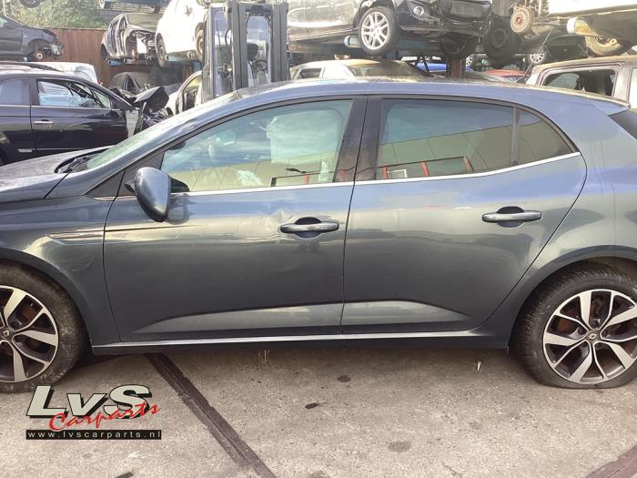 Renault Megane IV 1.2 Energy TCE 100 Salvage vehicle (2016, Gray)