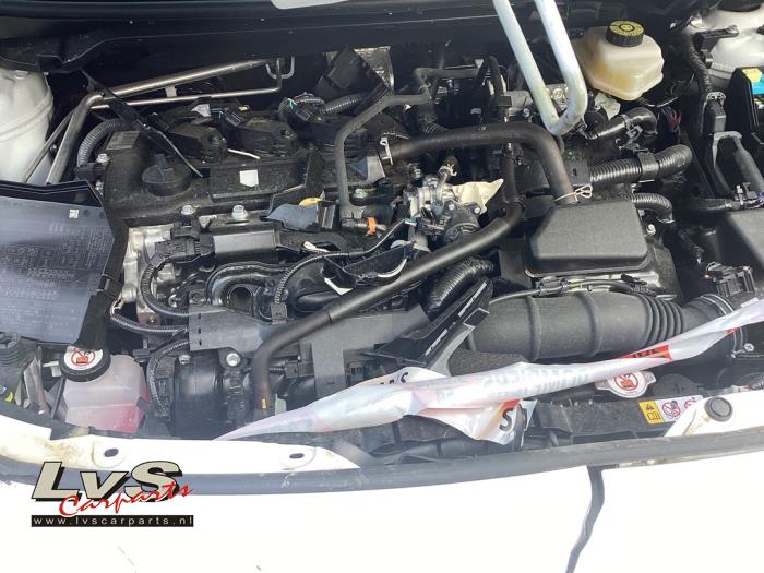 Toyota Yaris Cross 1.5 12V Hybrid 115 Salvage vehicle (2024, White)