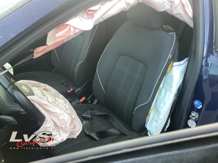 Ford Fiesta 7 1.0 EcoBoost 12V 100 Salvage vehicle (2018, Blue)