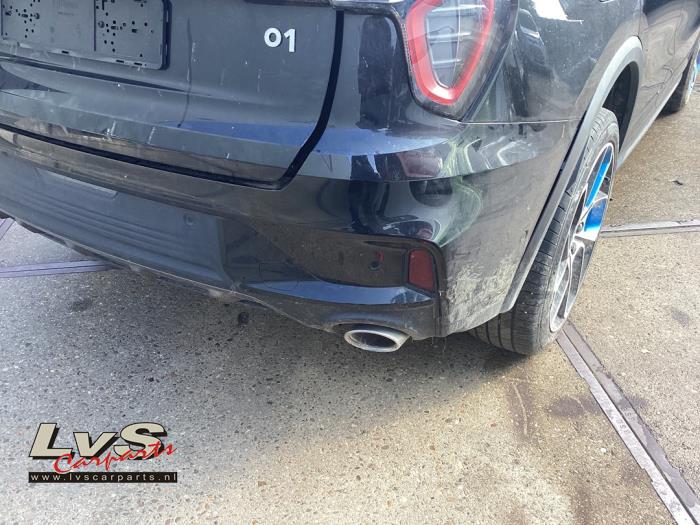 Lynk & Co 01 1.5 PHEV Salvage vehicle (2024, Black)