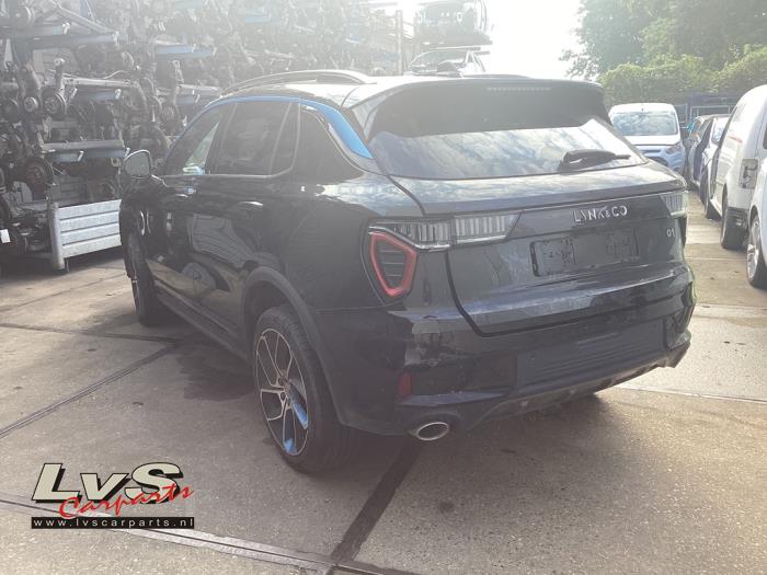 Lynk & Co 01 1.5 PHEV Salvage vehicle (2024, Black)