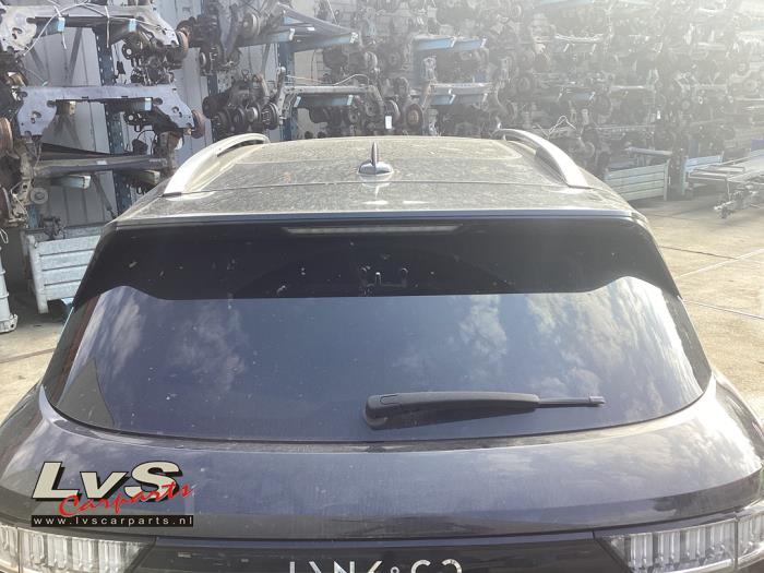 Lynk & Co 01 1.5 PHEV Salvage vehicle (2024, Black)
