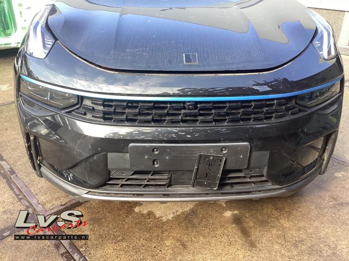 Lynk & Co 01 1.5 PHEV Salvage vehicle (2024, Black)