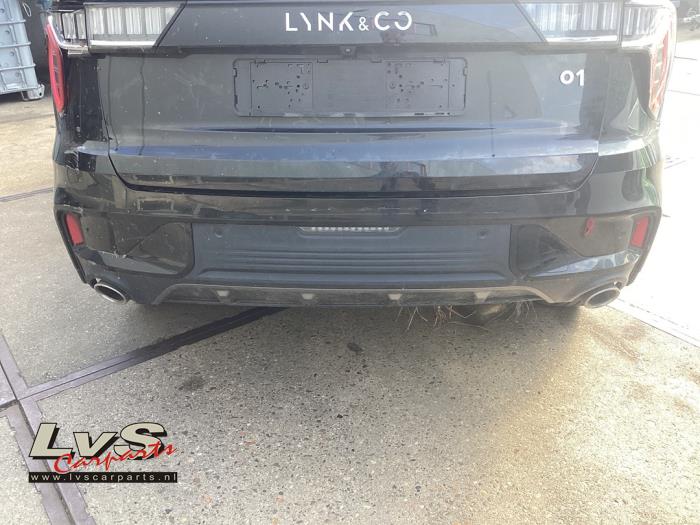Lynk & Co 01 1.5 PHEV Salvage vehicle (2024, Black)