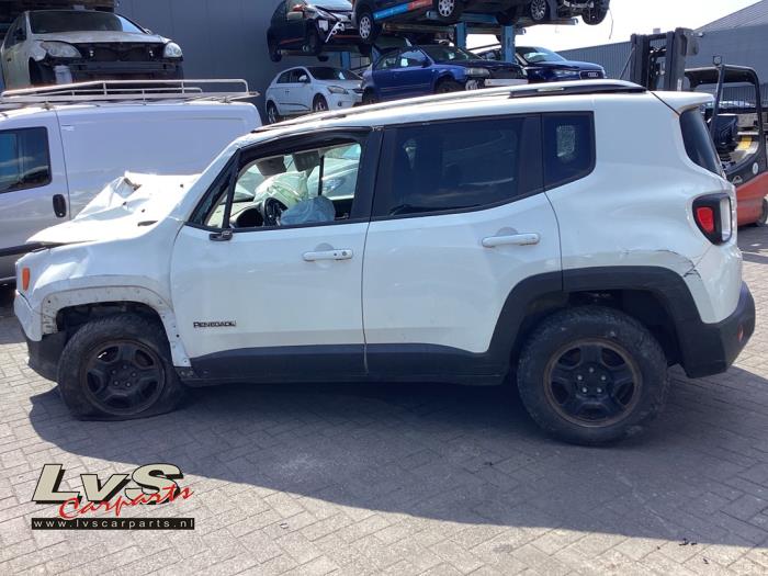 Jeep Renegade 1.4 Multi Air 16V Vehículo de desguace (2014, Blanco)