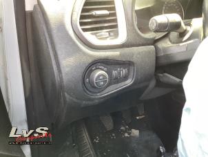 Jeep Renegade 1.4 Multi Air 16V Vehículo de desguace (2014, Blanco)