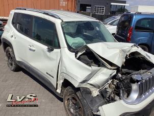 Jeep Renegade 1.4 Multi Air 16V Vehículo de desguace (2014, Blanco)