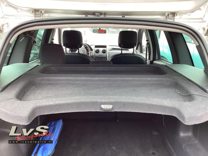 Dacia Duster 1.2 TCE 16V 4x4 Samochód złomowany (2015, Szary)
