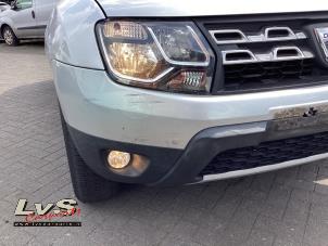 Dacia Duster 1.2 TCE 16V 4x4 Samochód złomowany (2015, Szary)