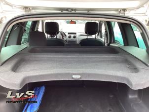 Dacia Duster 1.2 TCE 16V 4x4 Samochód złomowany (2015, Szary)