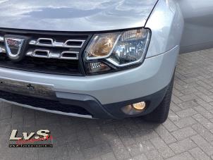 Dacia Duster 1.2 TCE 16V 4x4 Samochód złomowany (2015, Szary)