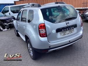 Dacia Duster 1.2 TCE 16V 4x4 Samochód złomowany (2015, Szary)