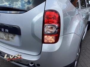 Dacia Duster 1.2 TCE 16V 4x4 Samochód złomowany (2015, Szary)