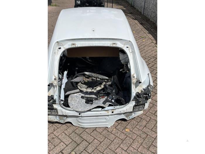 Peugeot 208 II 1.2 Vti 12V PureTech 75 Vehículo de desguace (2019, Blanco, Blanco)