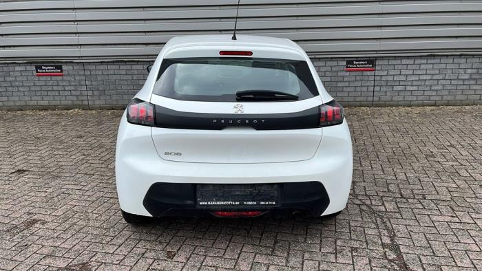 Peugeot 208 II 1.2 Vti 12V PureTech 75 Vehículo de desguace (2019, Blanco, Blanco)