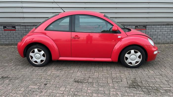 Volkswagen New Beetle 1.9 TDI 90 Vehículo de desguace (2001, Rojo)