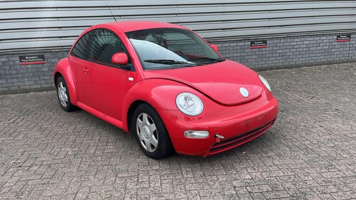 Volkswagen New Beetle 1.9 TDI 90 Vehículo de desguace (2001, Rojo)