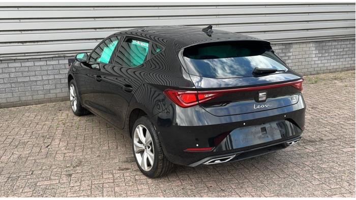 Seat Leon 1.4 TSI e-HYBRID 204 16V Épave (2020, Métallisé, Noir)