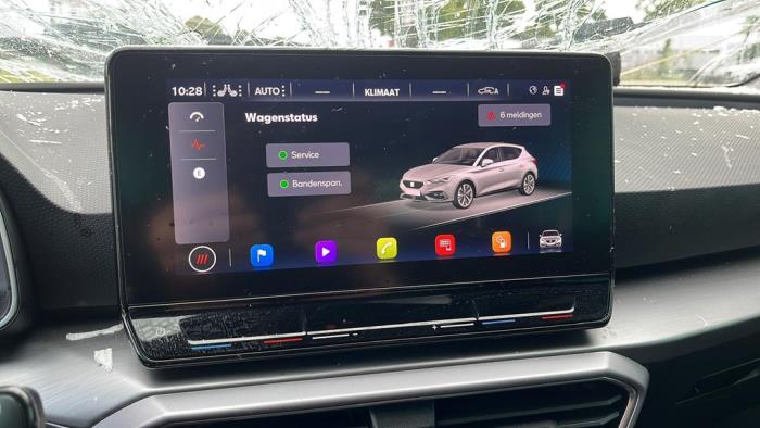 Seat Leon 1.4 TSI e-HYBRID 204 16V Épave (2020, Métallisé, Noir)