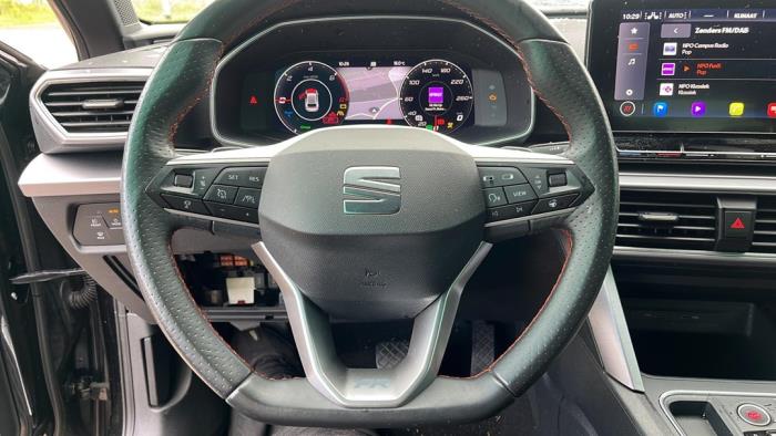 Seat Leon 1.4 TSI e-HYBRID 204 16V Épave (2020, Métallisé, Noir)