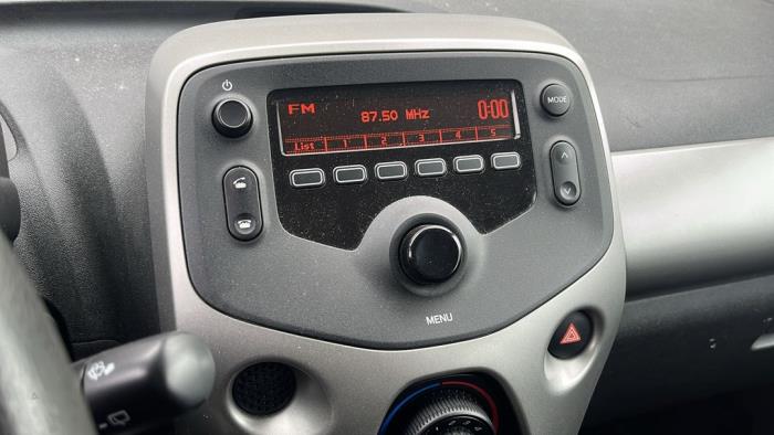 Peugeot 108 1.0 12V Vehículo de desguace (2015, Azul)