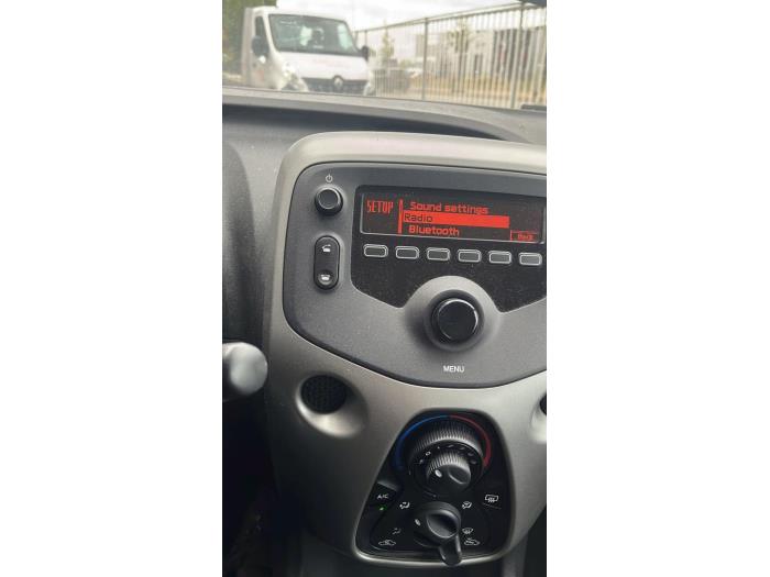 Peugeot 108 1.0 12V Vehículo de desguace (2015, Azul)