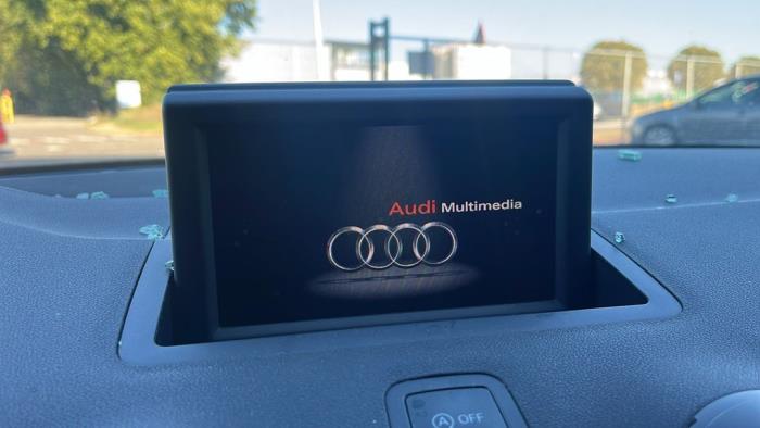 Audi A1 Vehículo de desguace (2013, Metálico, Negro)