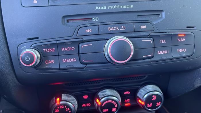 Audi A1 Vehículo de desguace (2013, Metálico, Negro)