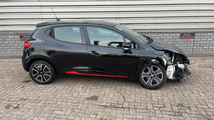 Renault Clio IV 0.9 Energy TCE 90 12V Vehículo de desguace (2013, Negro)