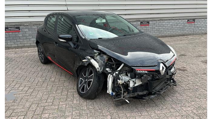 Renault Clio IV 0.9 Energy TCE 90 12V Vehículo de desguace (2013, Negro)