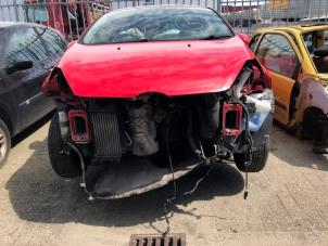 Ford Fiesta 6 1.6 TDCi 16V 95 Épave (2012, Rouge)