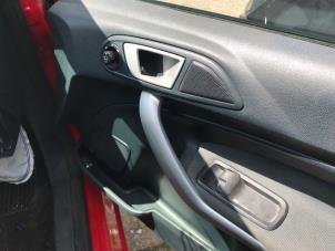 Ford Fiesta 6 1.6 TDCi 16V 95 Épave (2012, Rouge)