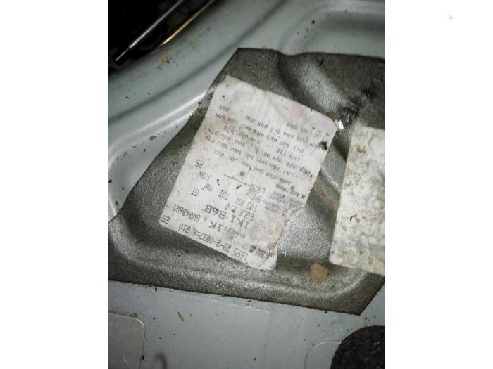 Volkswagen Golf V 2.0 TDI 16V Schrottauto (2004, Grau)