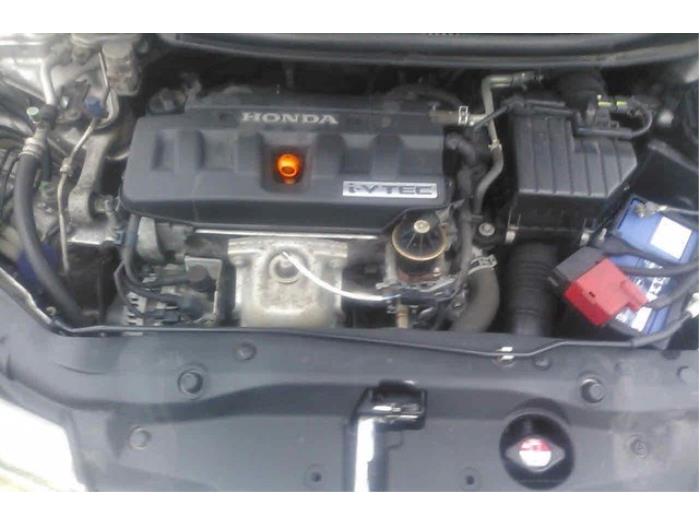 Honda Civic 1.8i VTEC 16V Salvage vehicle (2006, Gray)