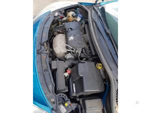 Peugeot 207/207+ 1.4 16V VTi Épave (2007, Bleu)
