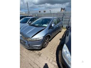 Honda Civic 1.8i VTEC 16V Samochód złomowany (2007, Jasny, Niebieski)