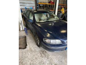 Volvo V70 2.4 20V 170 Vehículo de desguace (2000, Azul)