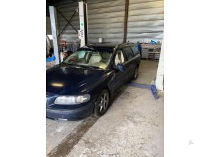 Volvo V70 2.4 20V 170 Vehículo de desguace (2000, Azul)
