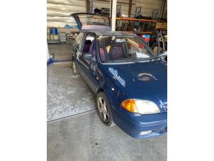 Suzuki Swift 1.3 Épave (1999, Bleu)