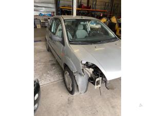 Ford Fiesta 5 1.25 16V Épave (2003, Gris)