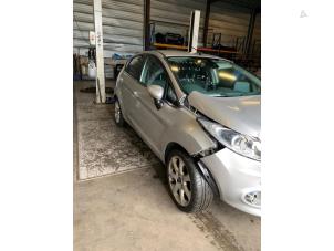 Ford Fiesta 6 1.4 16V  (Épave)