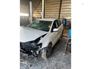Volkswagen Polo V 1.2 12V Vehículo de desguace (2012, Blanco)