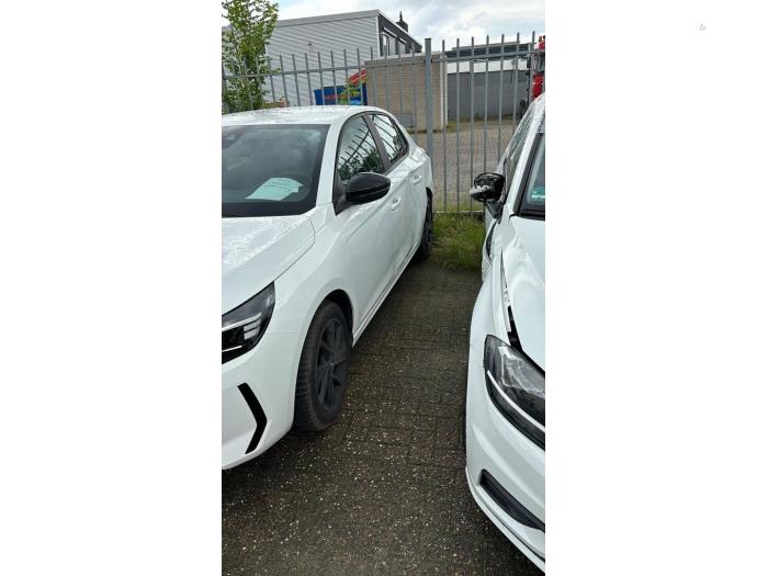 Opel Corsa F 1.2 12V 75 Samochód uszkodzony (2024, Bialy)
