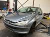 Peugeot 206 1.4 XR,XS,XT,Gentry Samochód złomowany (2006, Szary)