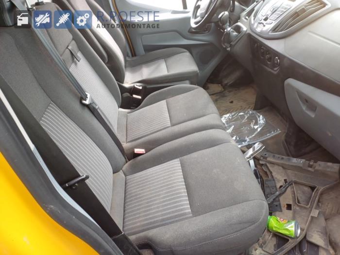 Ford Transit 2.0 TDCi 16V Eco Blue 130 Skrotfordon (2016, NIET VAN TOEPASSING)