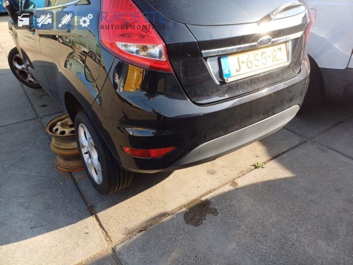 Ford Fiesta 6 1.4 16V Épave (2010, Noir)