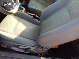 Ford Fiesta 6 1.4 16V Épave (2010, Noir)