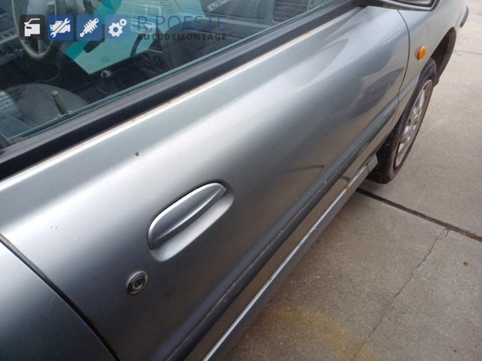 Kia Rio 1.5 16V Vehículo de desguace (2003, Gris)